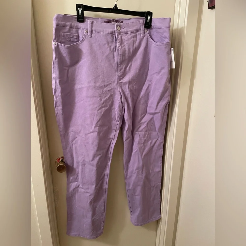 Lilac Gloria Vanderbilt Jeans - Picture 1 of 4